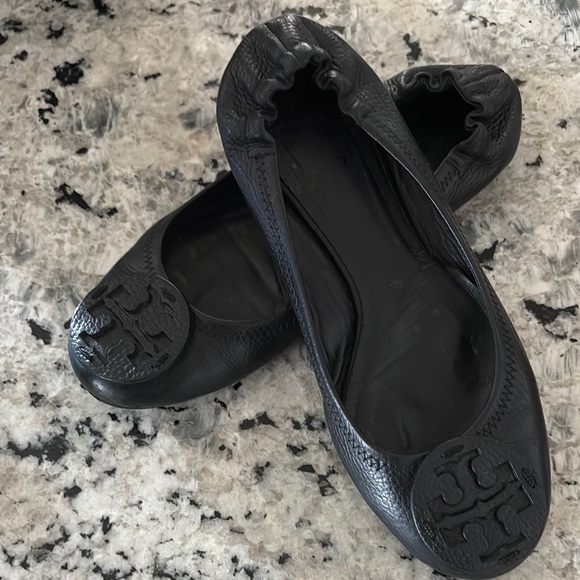 Tory Burch Black Leather Flats - Picture 1 of 3